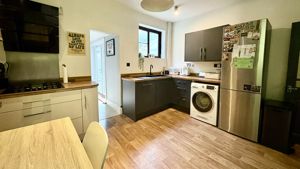 Photo 14- click for photo gallery